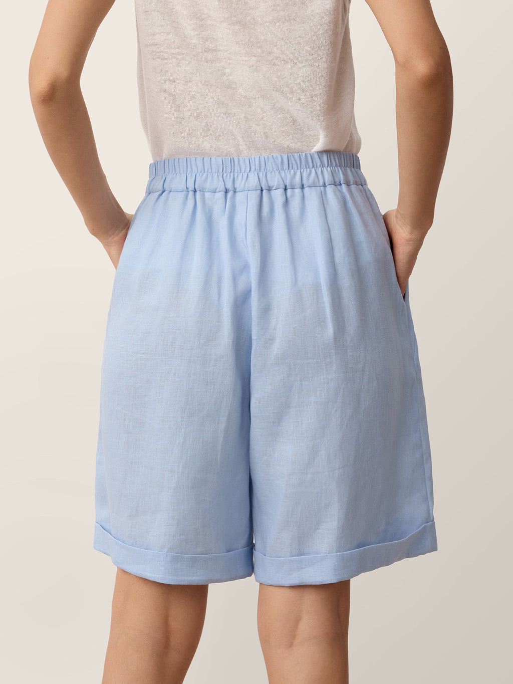 LINTICO | Women's Linen Pleated Shorts IRISSA