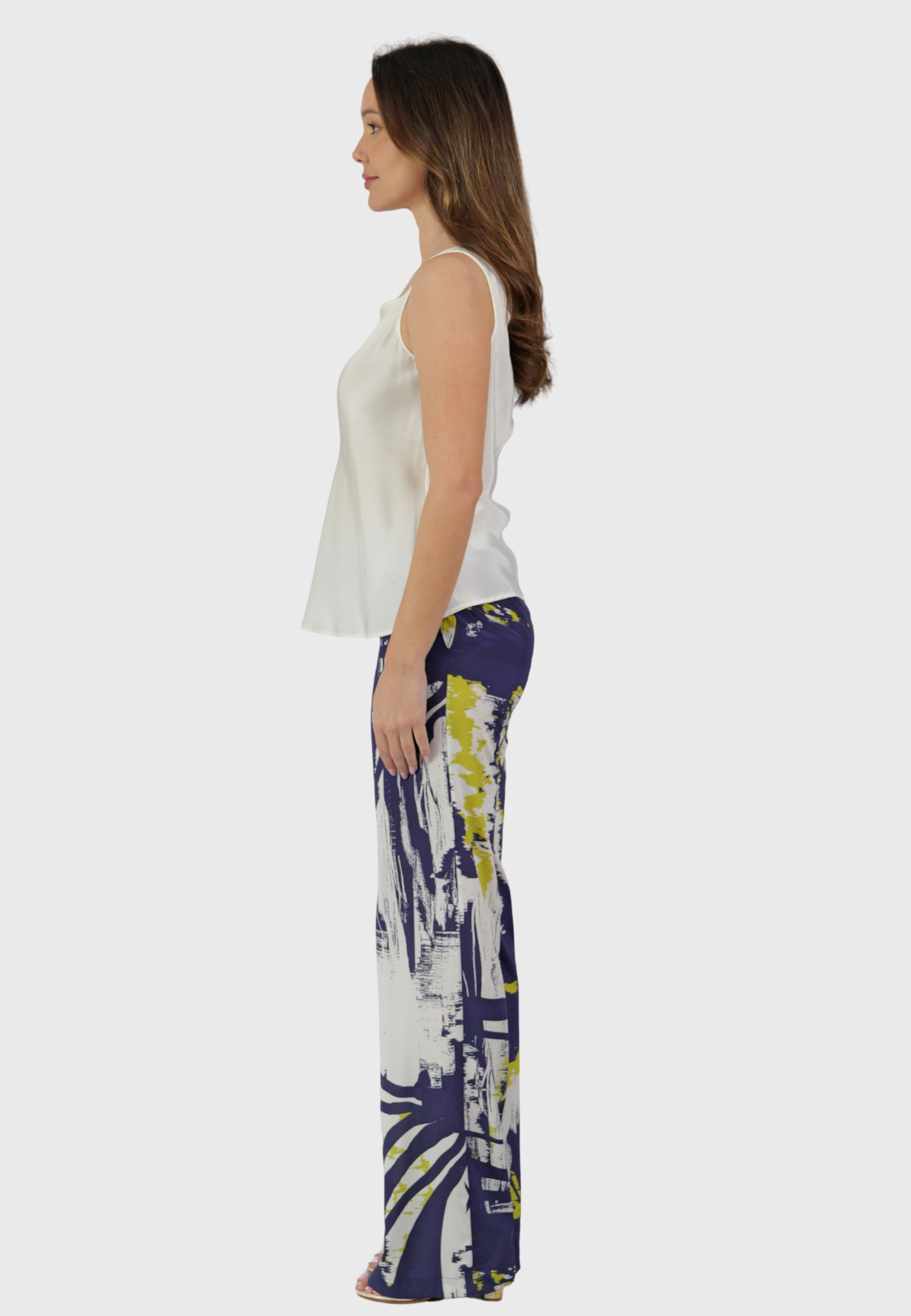 Tema Moda | Women's Silk Pants in Abstract Print on Blue