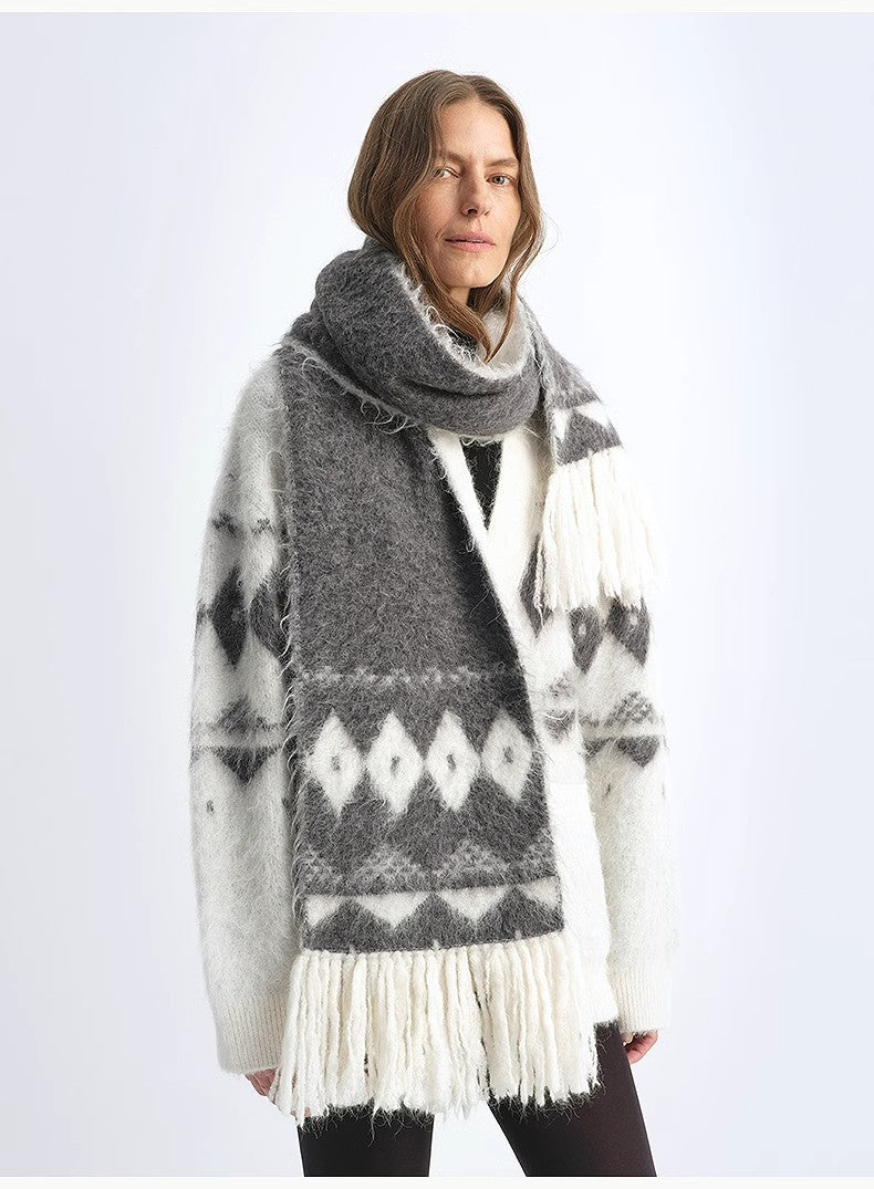 FIRELADY FUR | Women's Wool Blend Jacquard Tassel Scarf