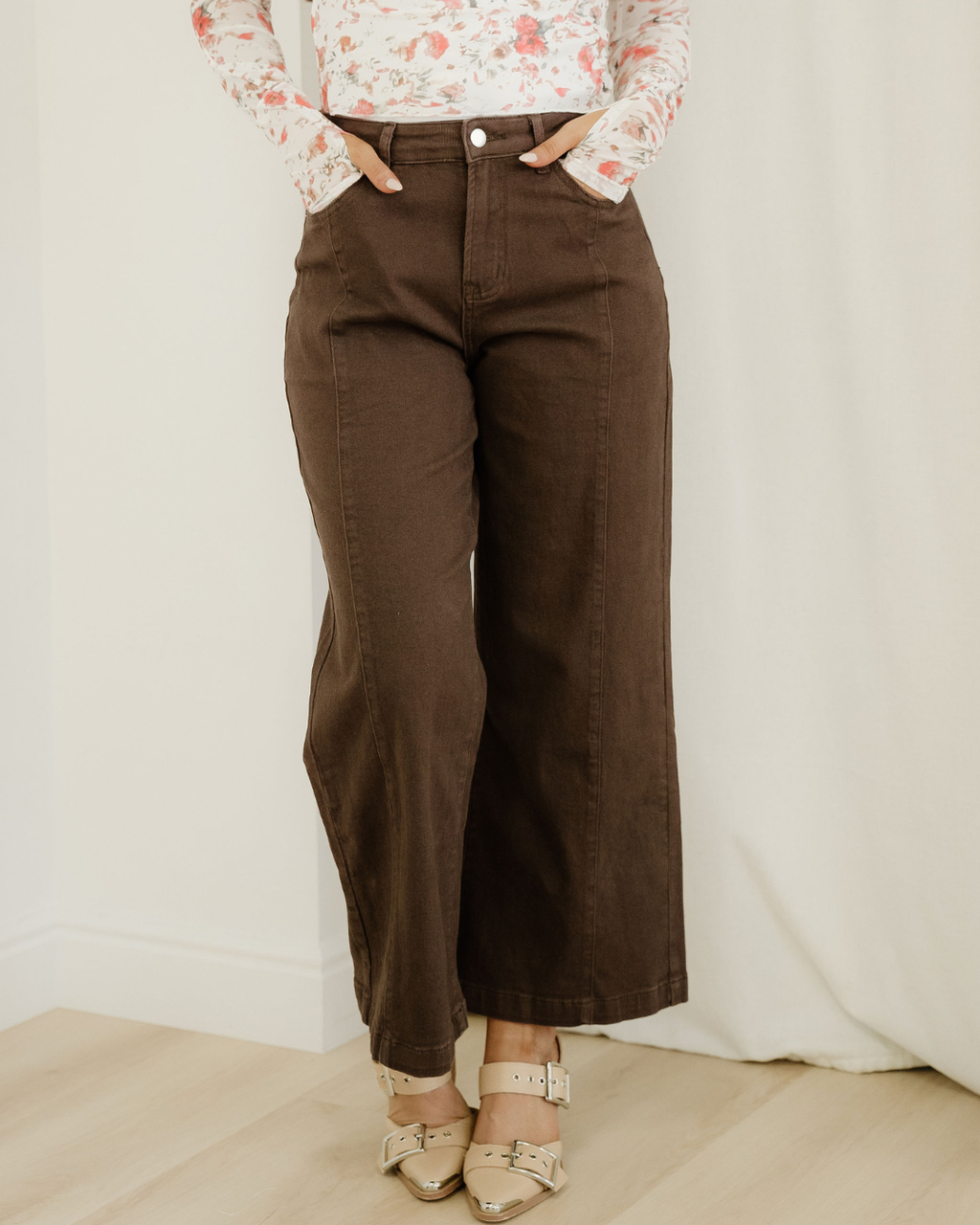 Indie & Co. | Elsie Seamed Wide Leg Crop Jeans in Red Sandalwood