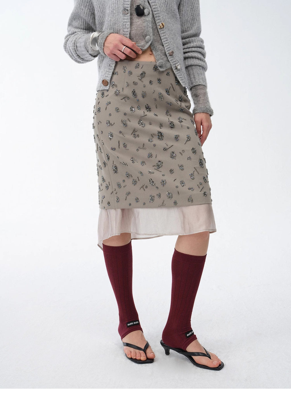 PREMIUM STYLE CO. LTD. | Women's Hand-Embroidered Floral Sequin Skirt