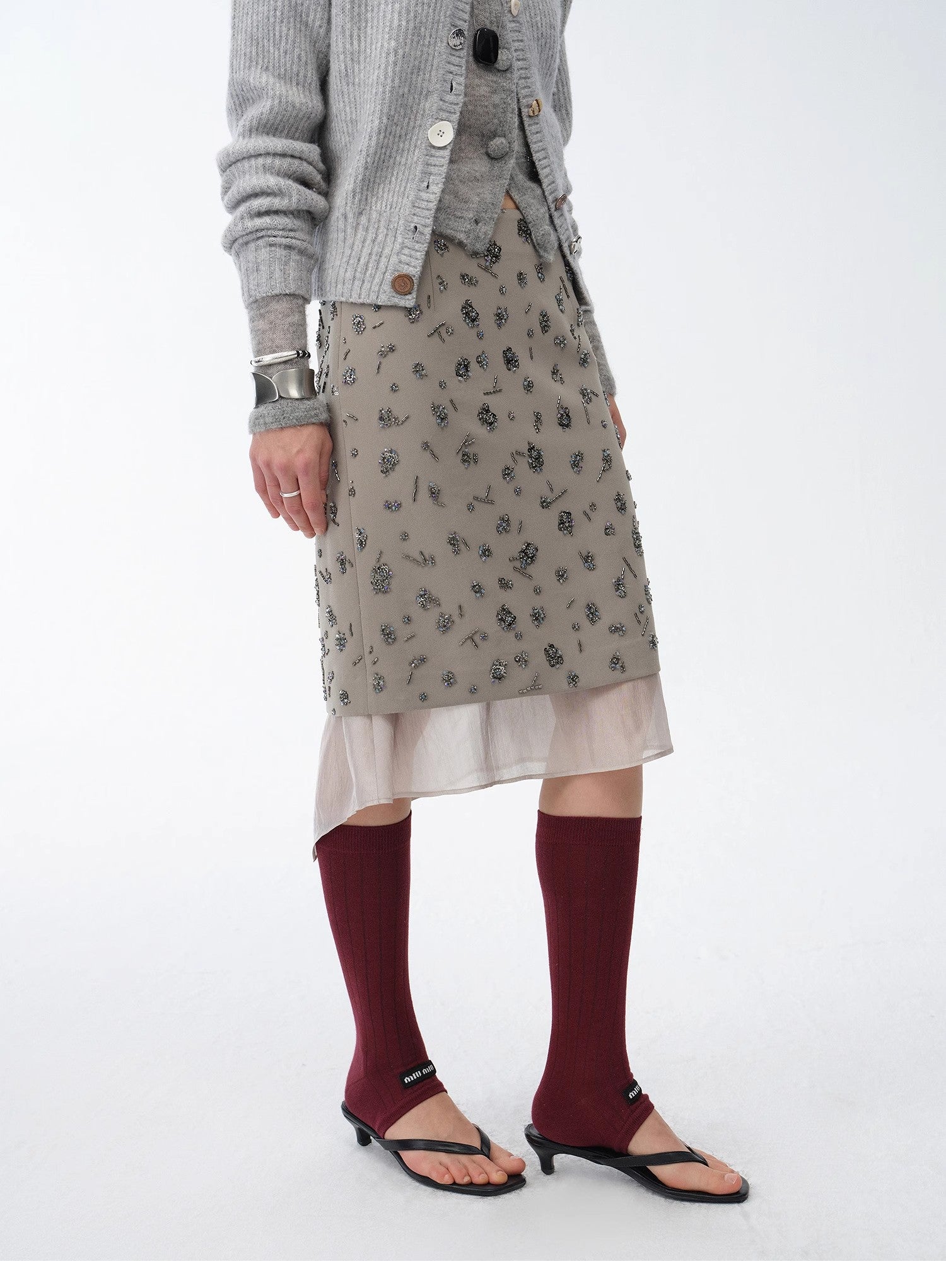 PREMIUM STYLE CO. LTD. | Women's Hand-Embroidered Floral Sequin Skirt