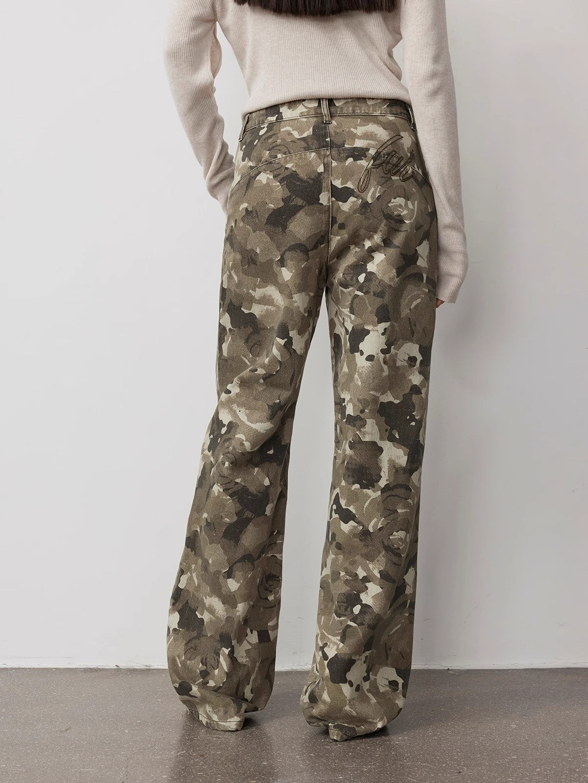 FIRELADY FUR | Women's Camouflage Print Washed Wide Leg Jeans