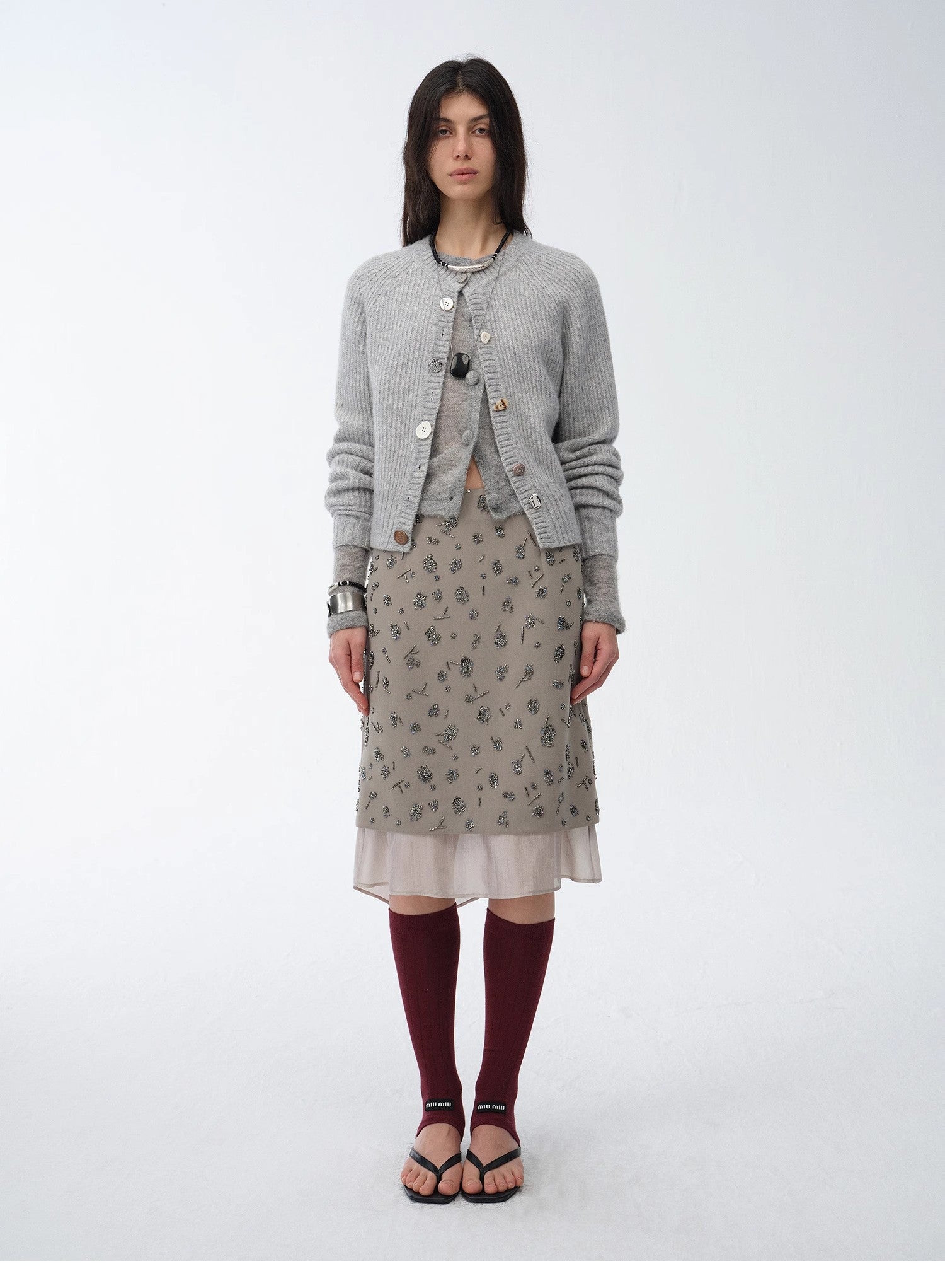 PREMIUM STYLE CO. LTD. | Women's Hand-Embroidered Floral Sequin Skirt