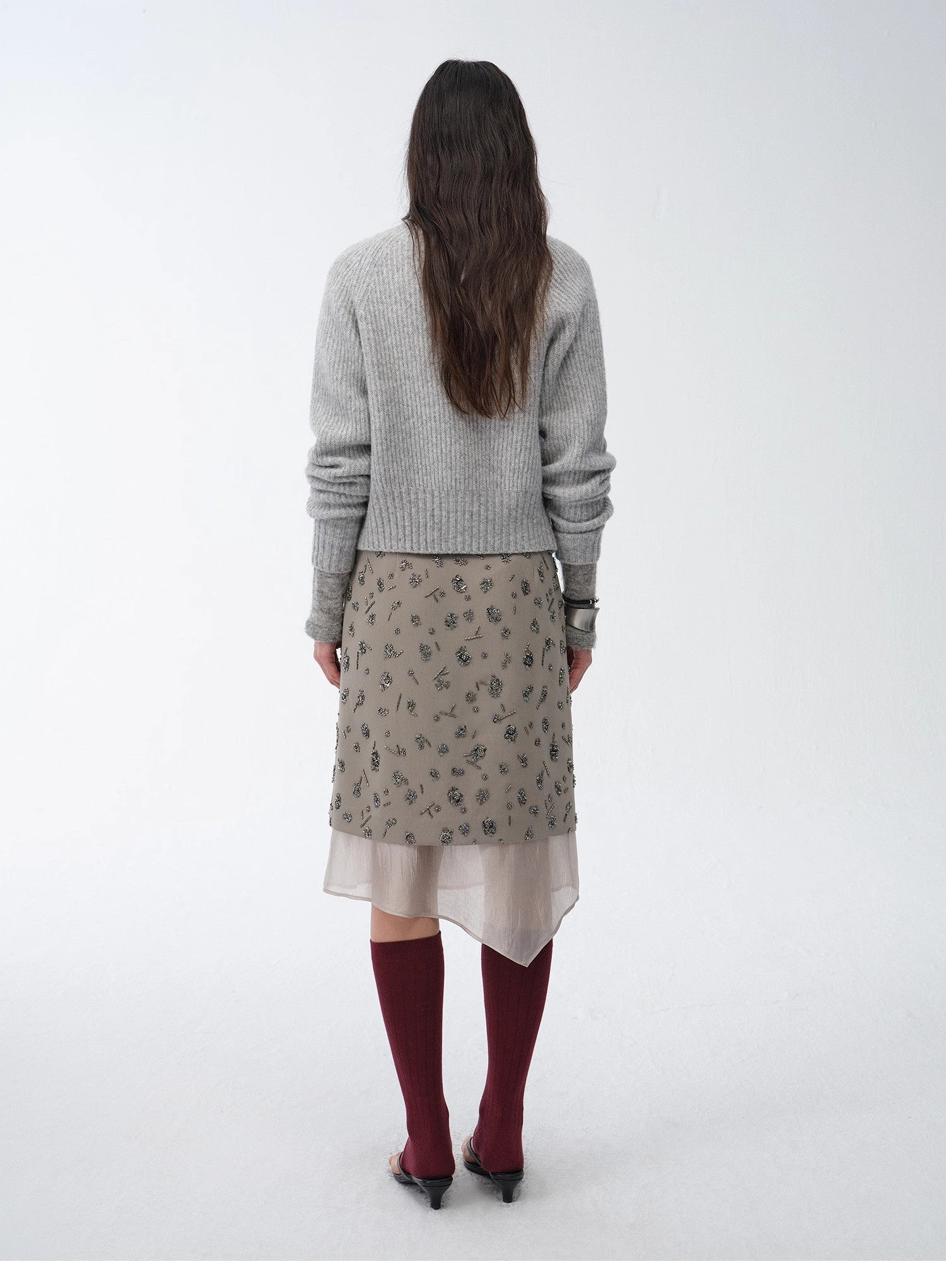 PREMIUM STYLE CO. LTD. | Women's Hand-Embroidered Floral Sequin Skirt