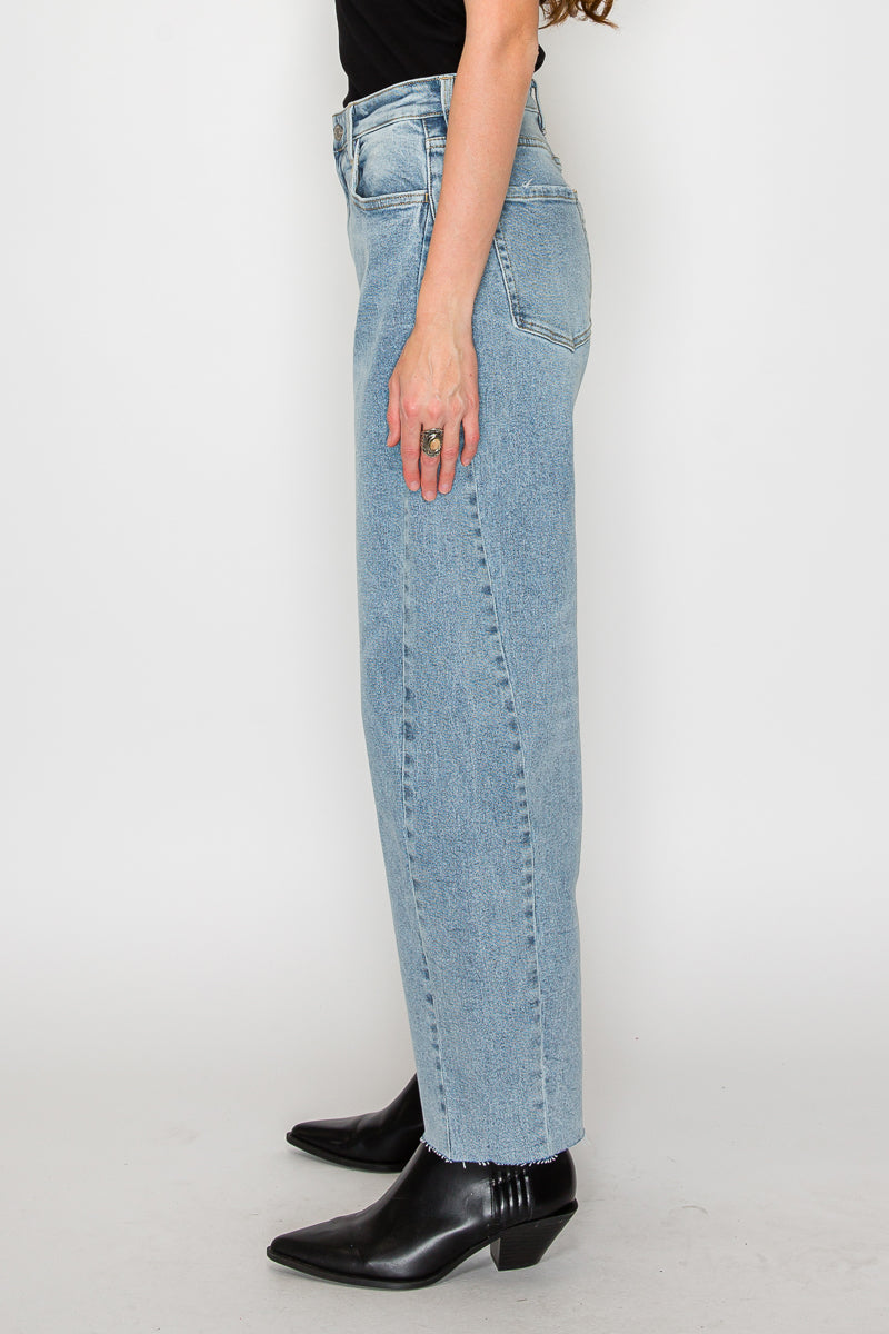 Artemis Vintage | Harlow Barrel Jeans
