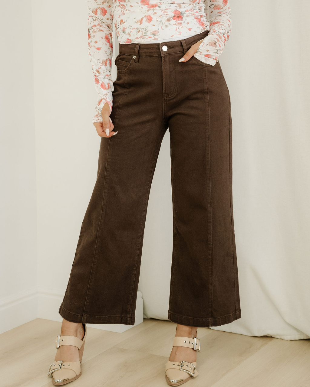 Indie & Co. | Elsie Seamed Wide Leg Crop Jeans in Red Sandalwood