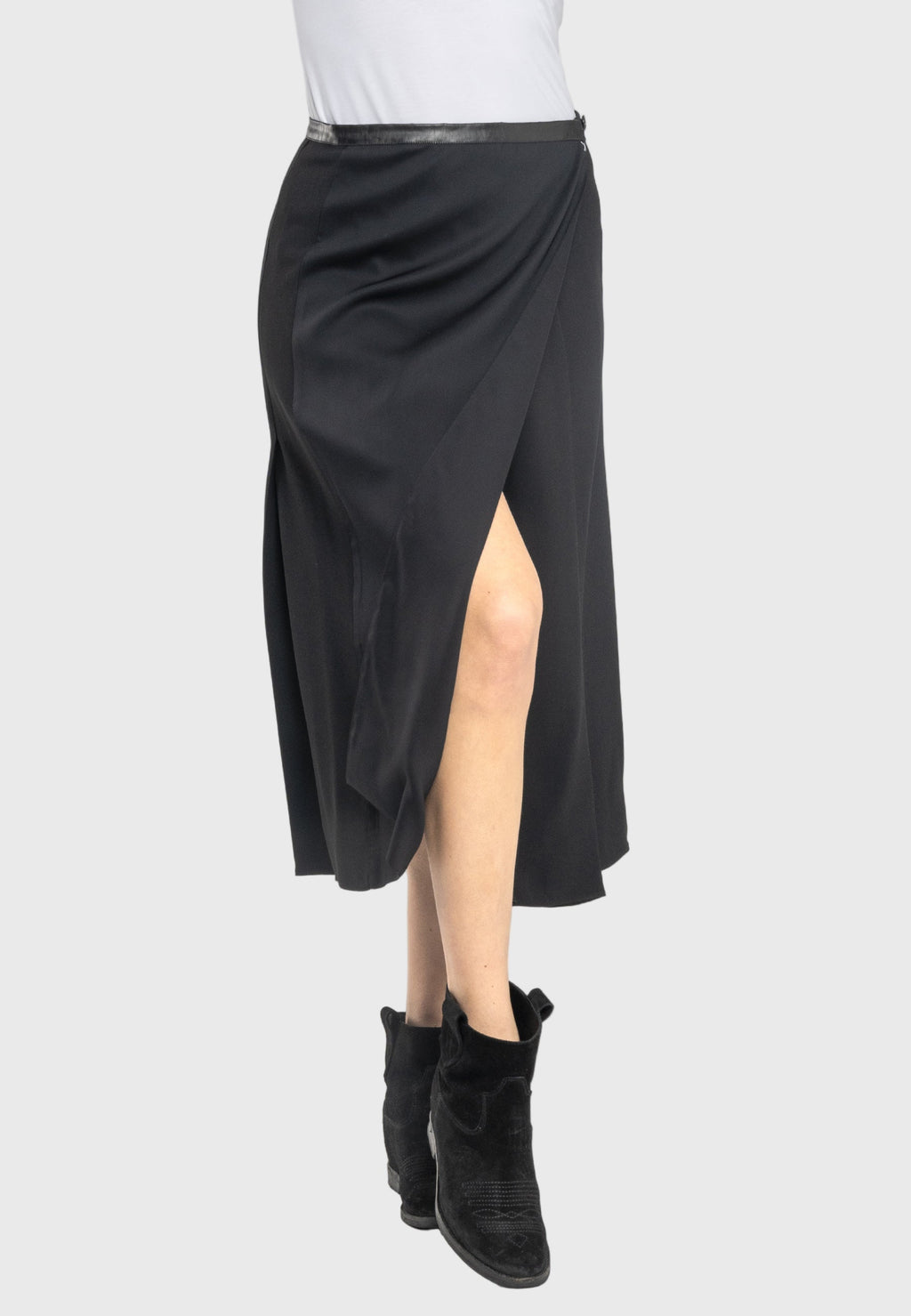 Tema Moda | Masha A-Line Black Midi Skirt
