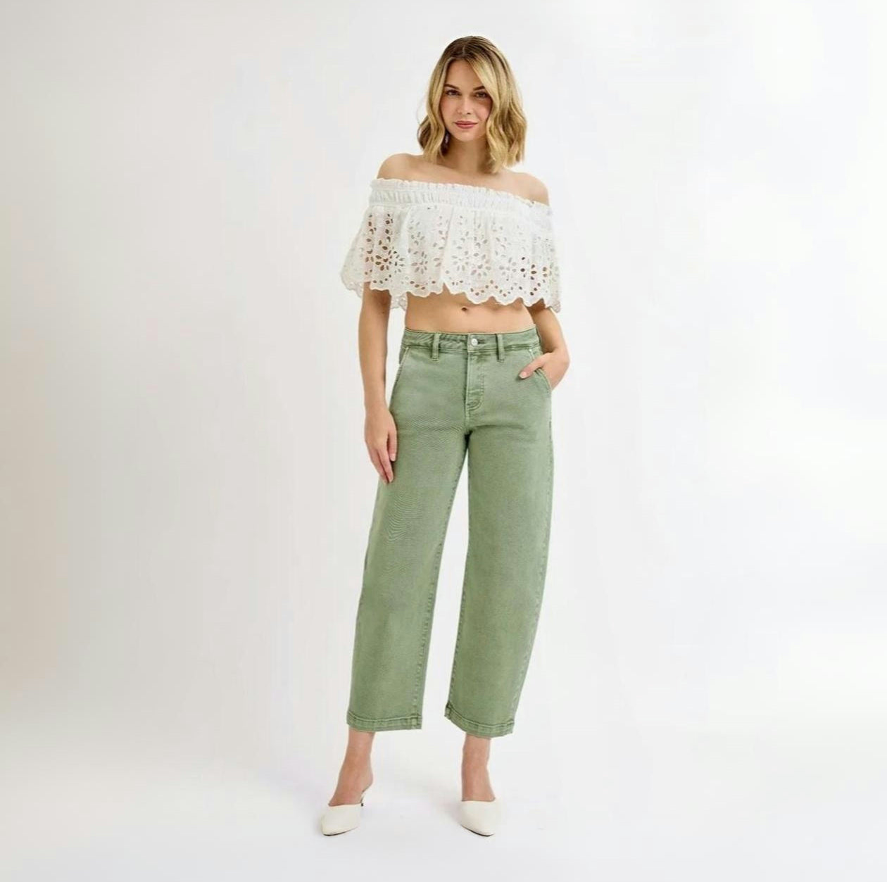 RISEN | Women's Olive Cropped Barrel Jeans