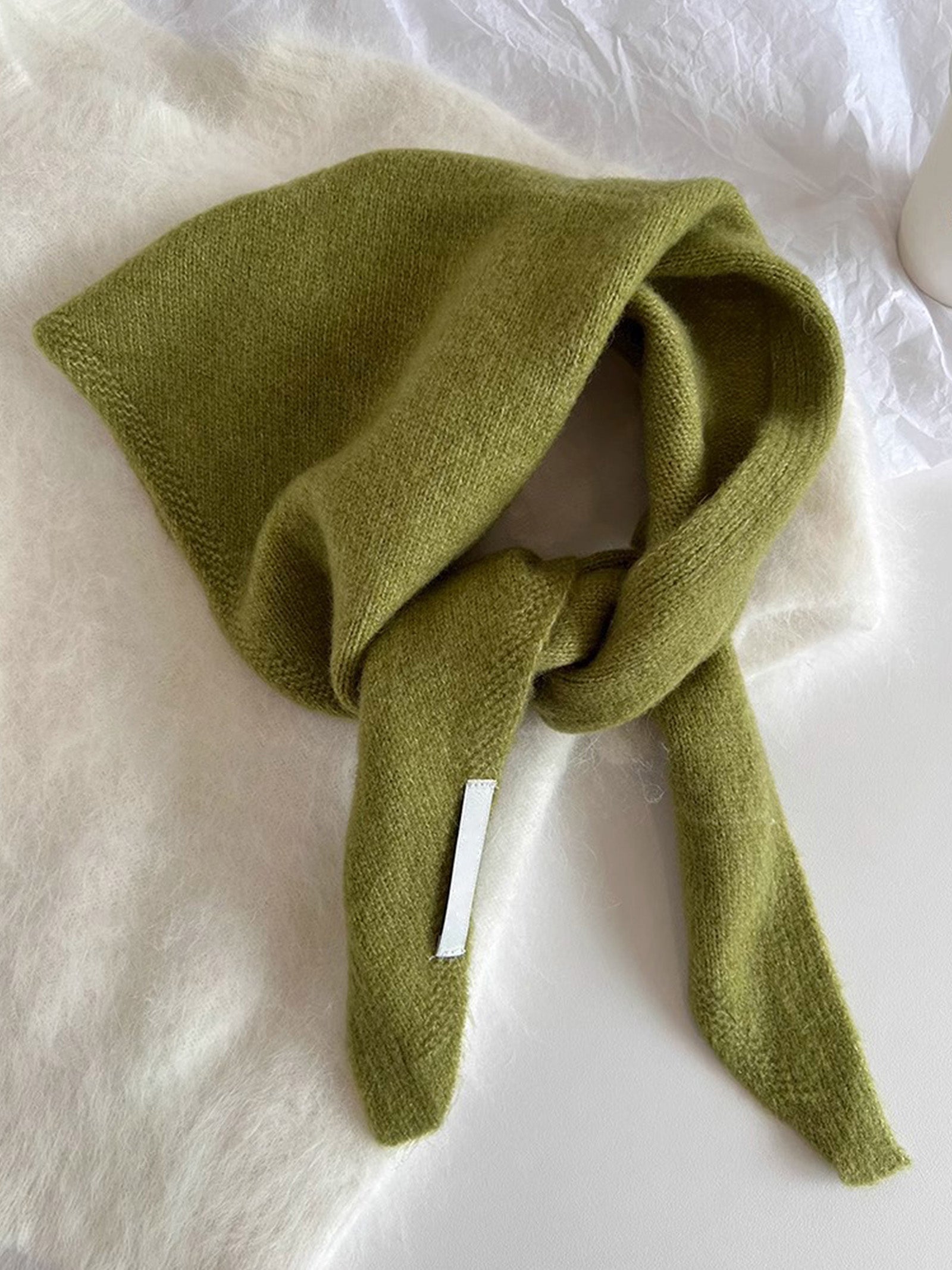 LINTICO | Merino Wool Triangle Scarf