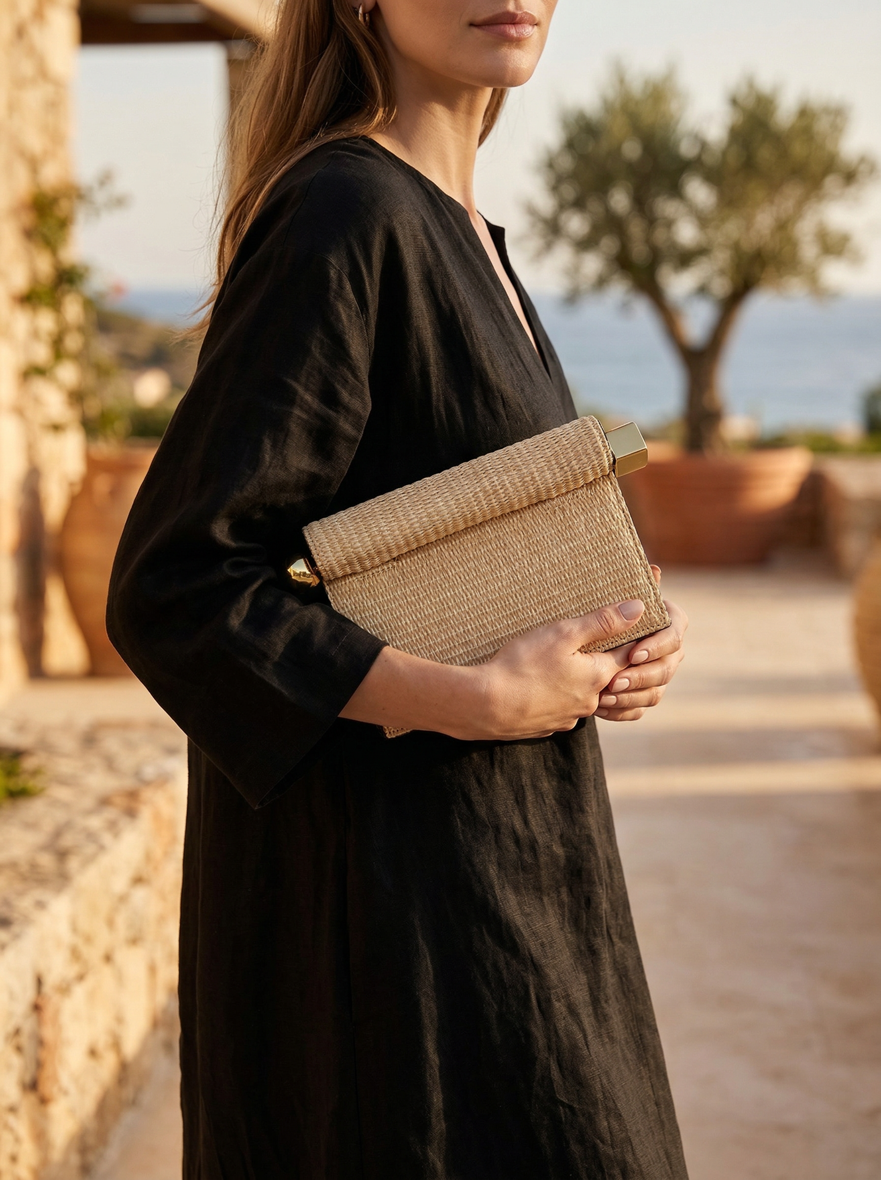LINTICO | Women's Straw Foldover Clutch