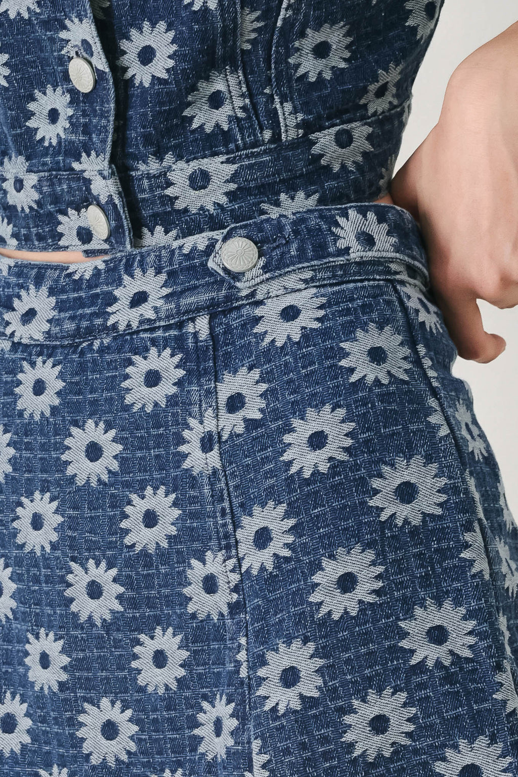 Flying Tomato | Sweet Daisy Woven Jacquard Denim Skort