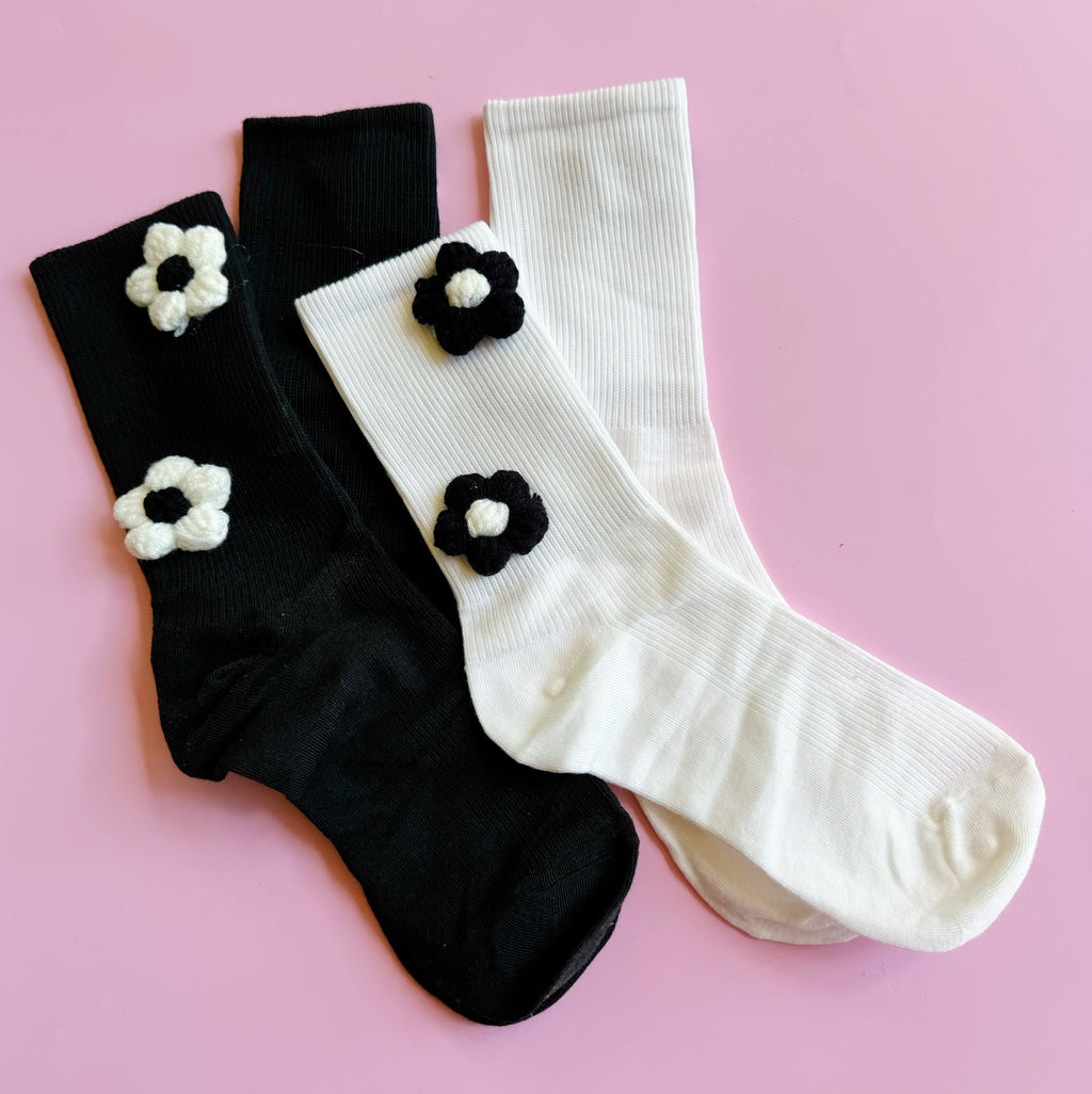Ellison + Young | Puffy Daisy Socks (Set of 2 Pairs)
