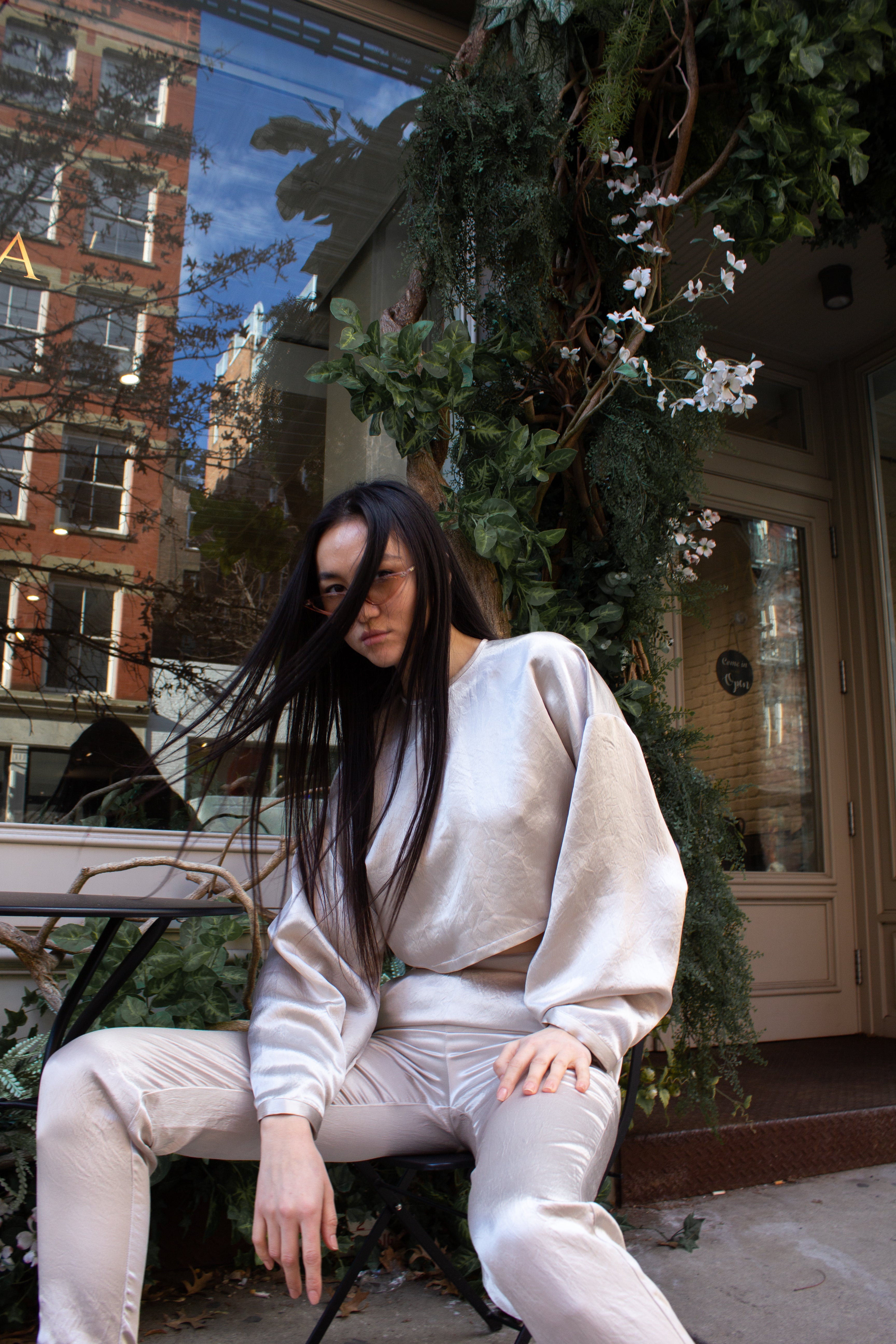 Le Réussi® | Women's Silk Cropped Top