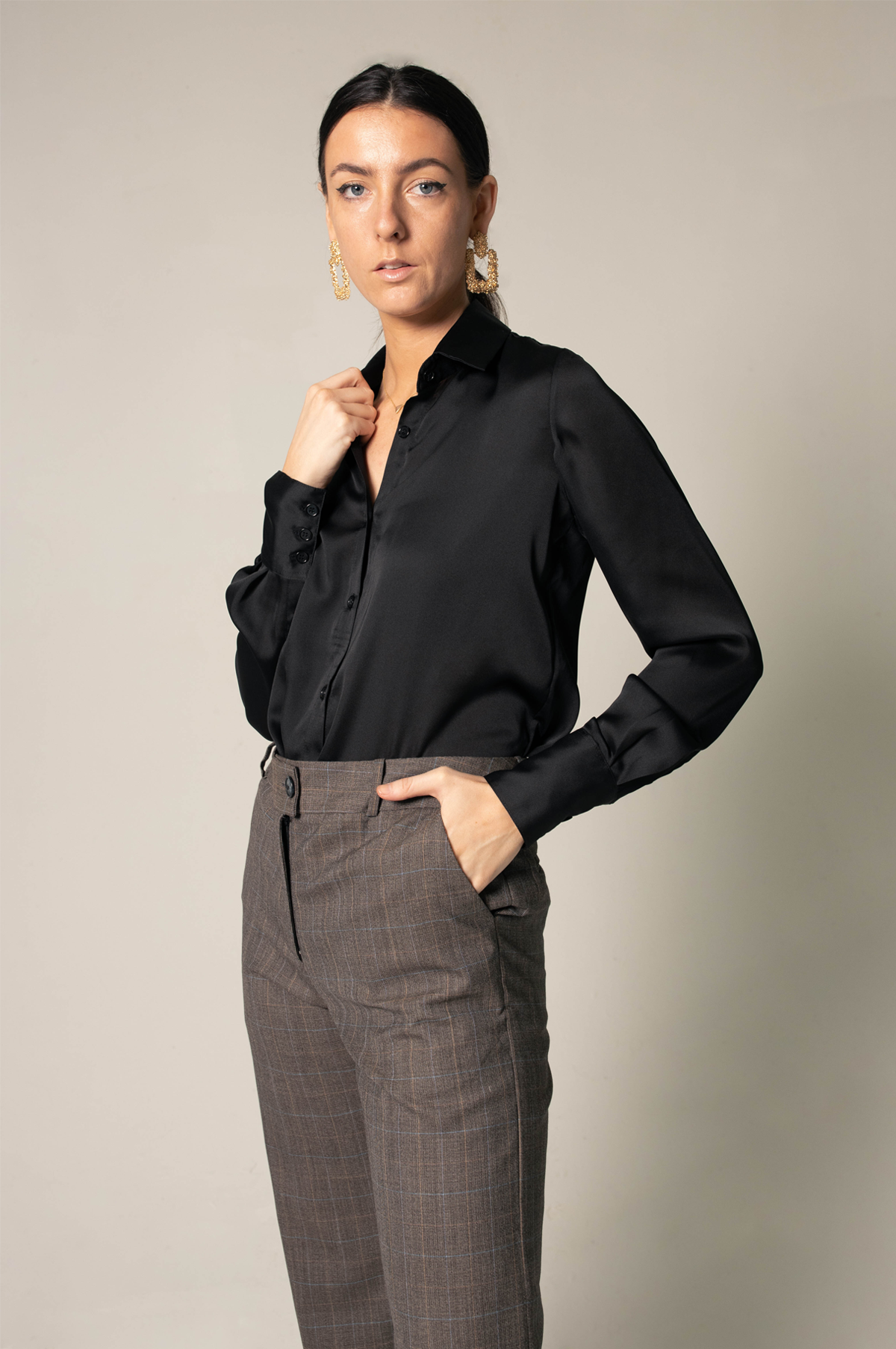 Le Réussi® | Women's Silk Black Shirt