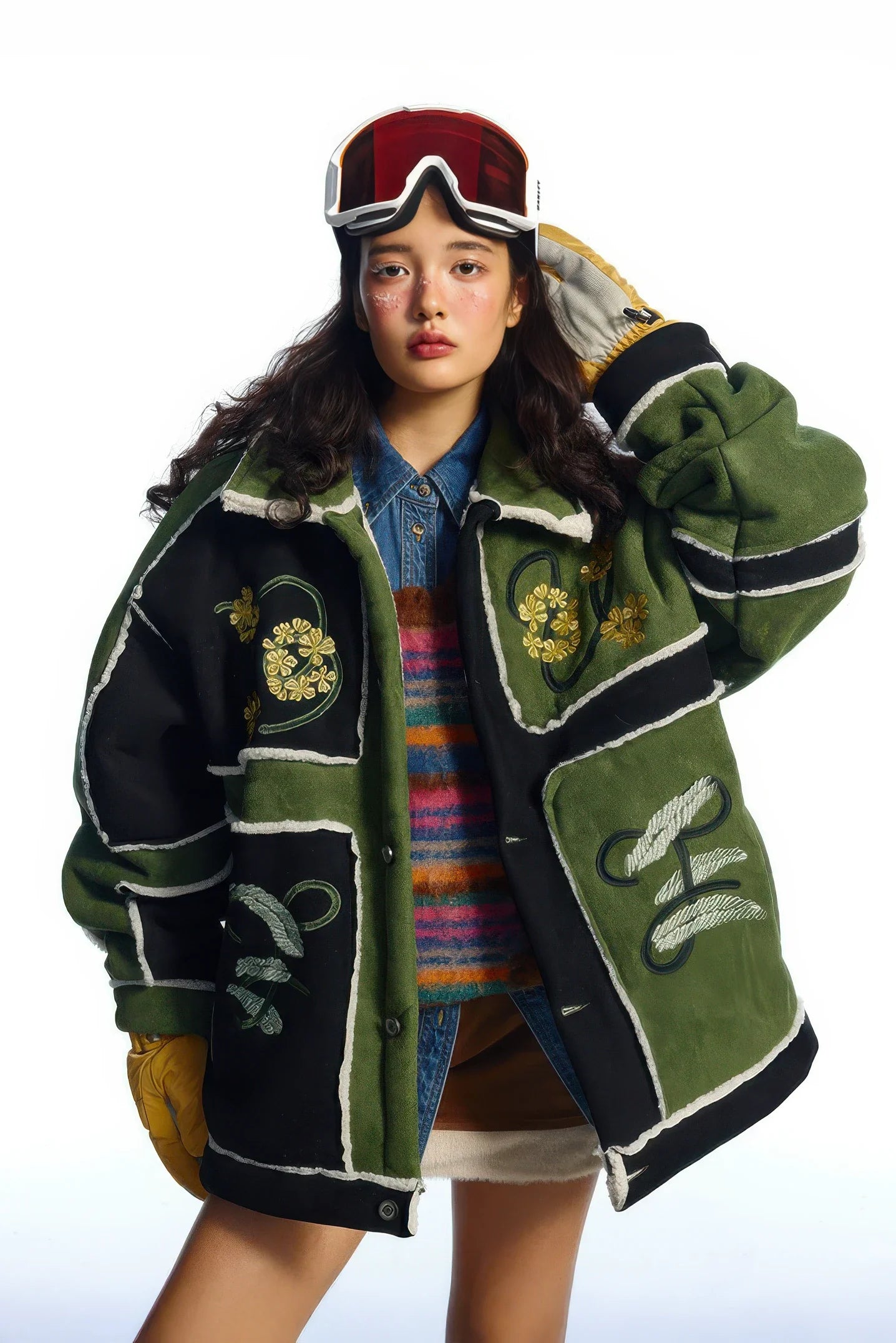 4inme | Floral Embroidery Sherpa Jacket
