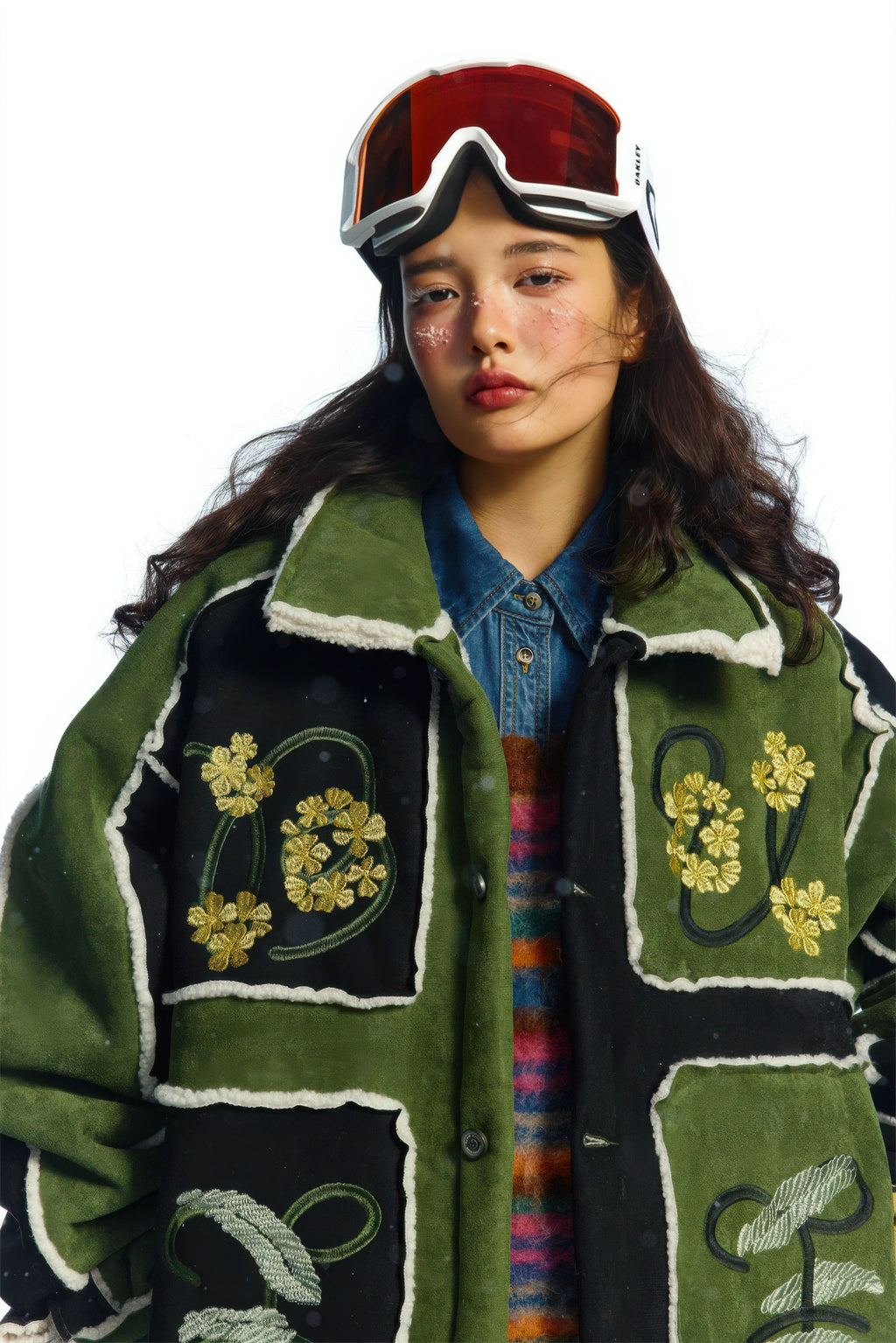 4inme | Floral Embroidery Sherpa Jacket