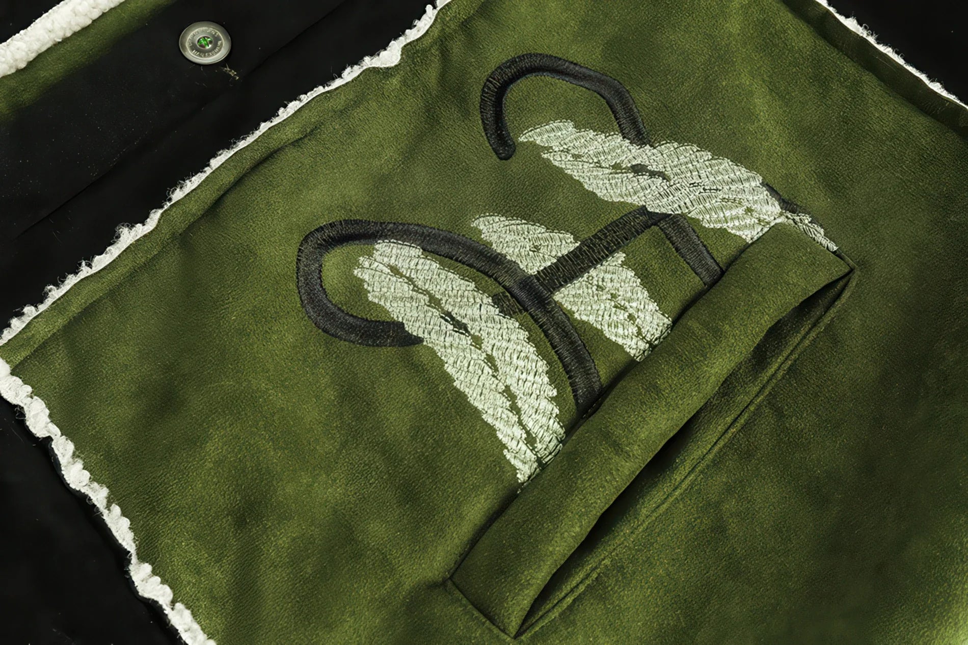 4inme | Floral Embroidery Sherpa Jacket