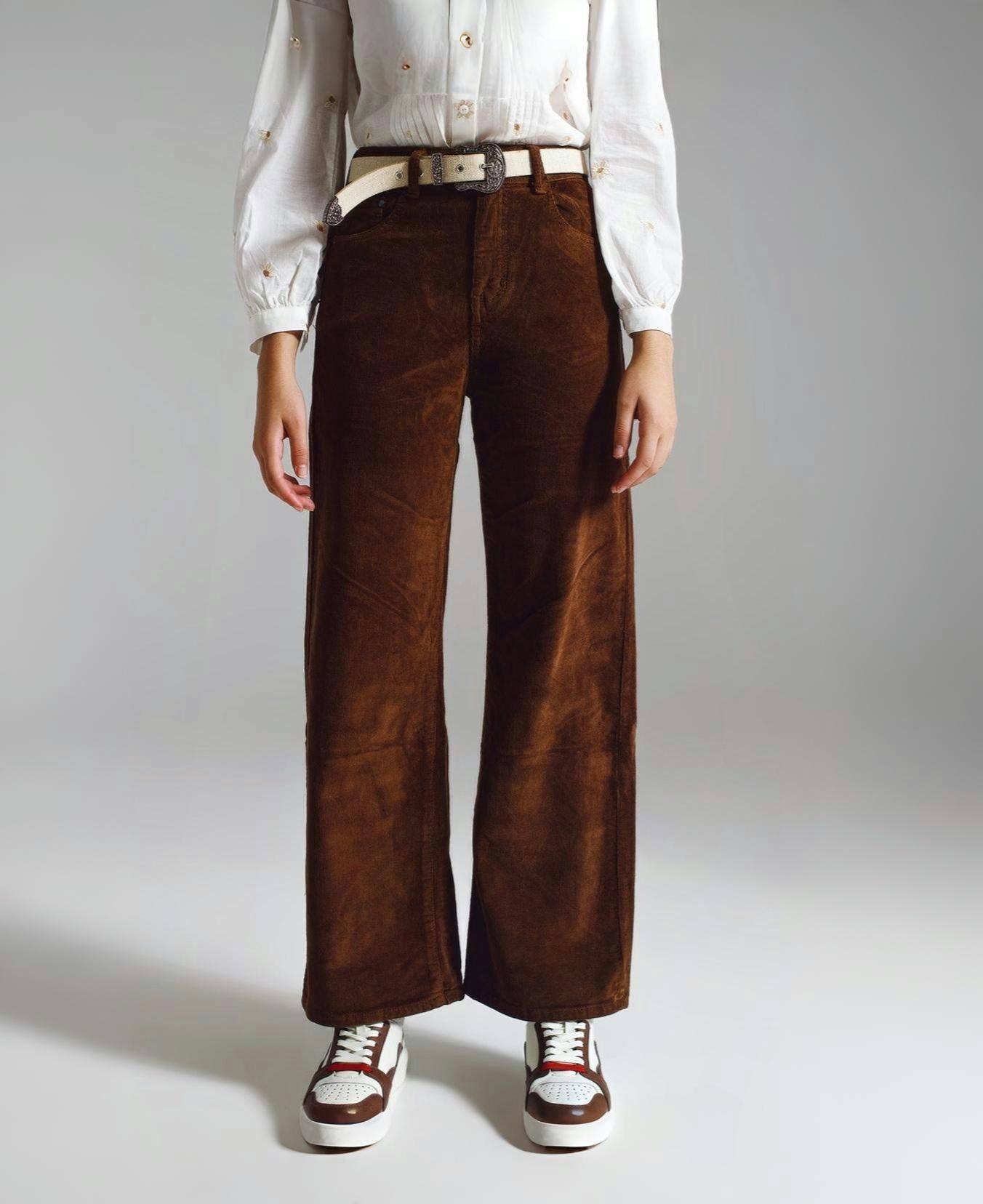 Q2 | Women's Cropped Brown Cotton Corduroy Pants