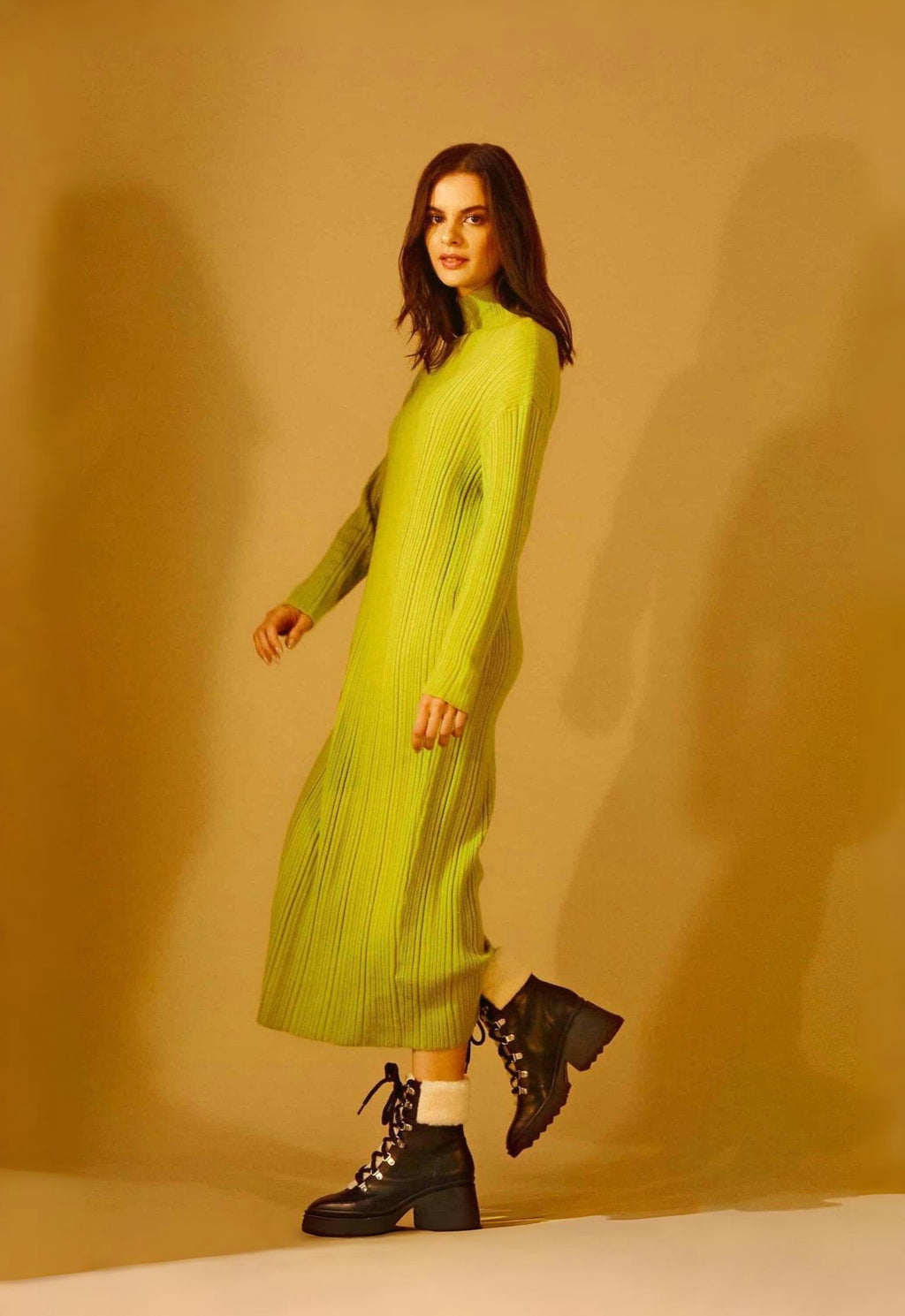 Mangará Atelier | Women's Black Calf Leather Combat Boots