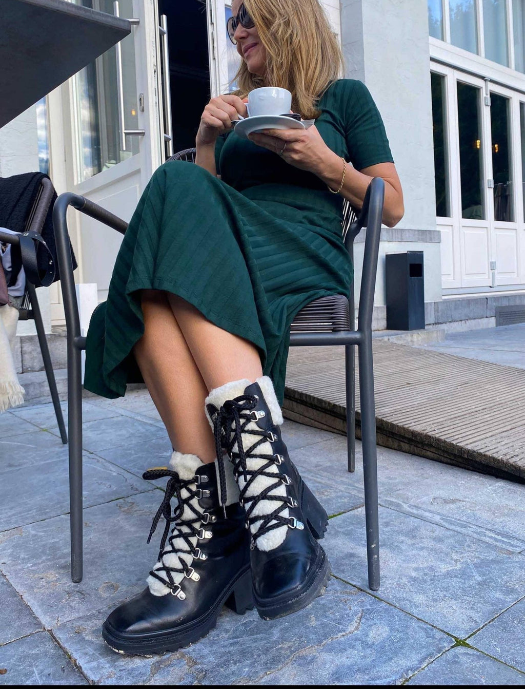 Mangará Atelier | Women's Black Calf Leather Combat Boots