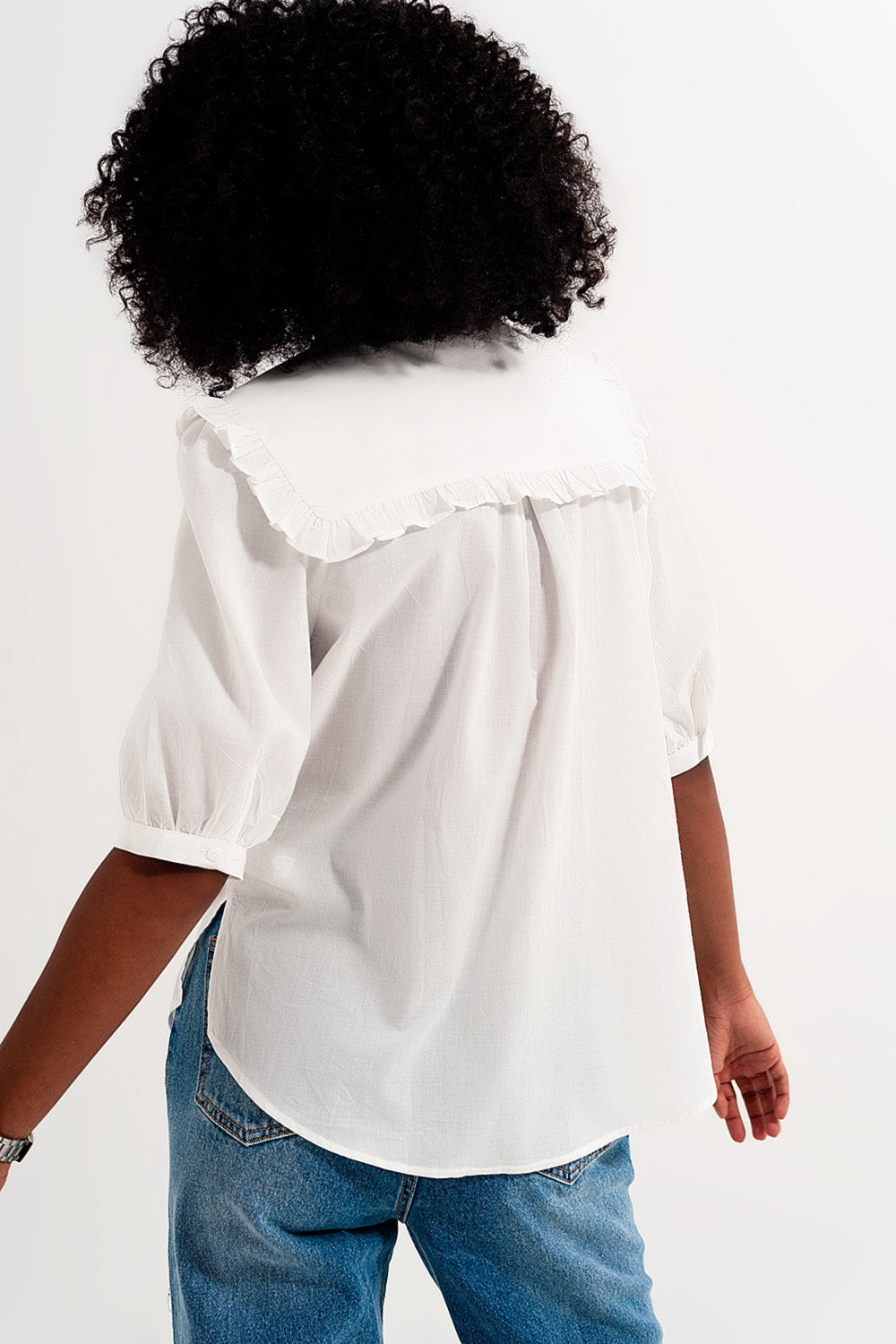 Q2 | Women's White Prairie Collar Blouse