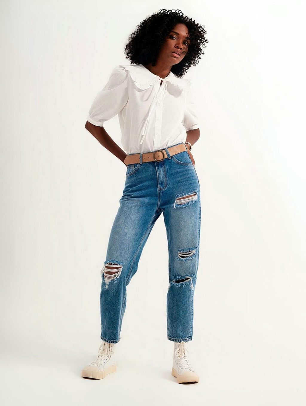 Q2 | Women's White Prairie Collar Blouse